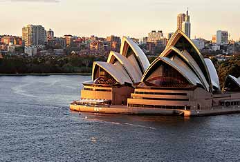 Australian Discovery (Group Tour with airfare) Australian Discovery (Group Tour with airfare)